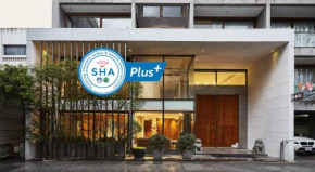 Гостиница LUXX Langsuan Hotel - SHA Plus  Бангкок